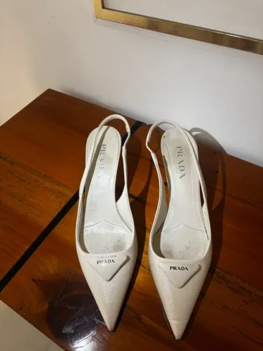 Scarpin Prada Slingback Saffiano Original Tam. 41