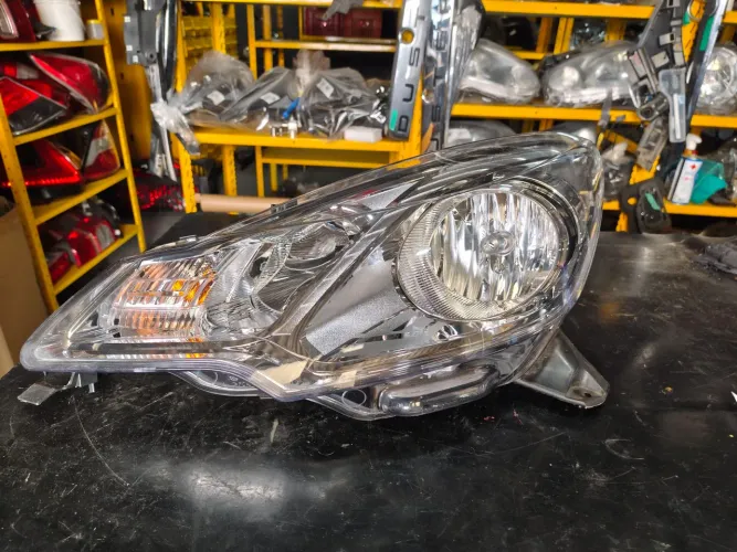 Farol esquerdo Citroen C3 2013 2014 2015 2016 2017 2018 2019 2020