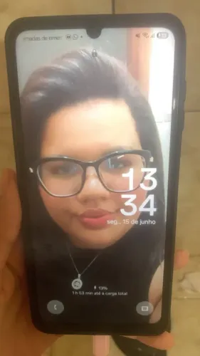 Moto g84