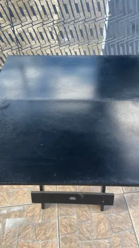 Mesa dobrável e cadeiras