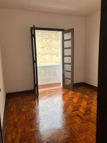 Apartamento à Venda no Centro de São Paulo com 78M², 2 Dormitórios, Sacada | 5 Min do Metr