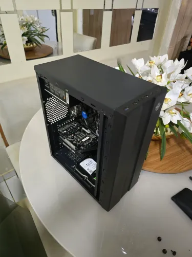 PC Gamer i5 9400F | GTX 1650 SUPER | 16GB RAM | SSD + HD | Windows 11