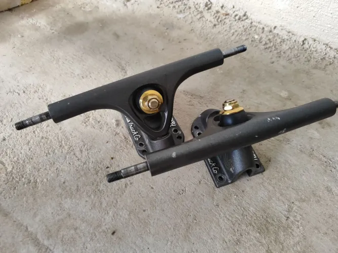 Truck Paris v3 180mm longboard skate