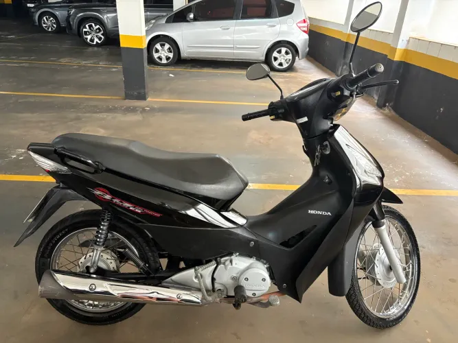 Vende-se Honda biz 2010