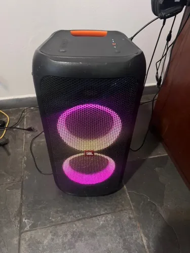 JBL Partybox100 Usada