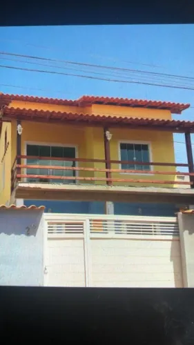 Casa de 2 qtos arejada nova