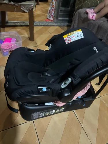 Carrinho de bebê + bebê conforto