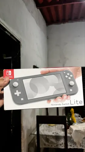 VENDO SWITCH DESBLOQUEADO 128GB