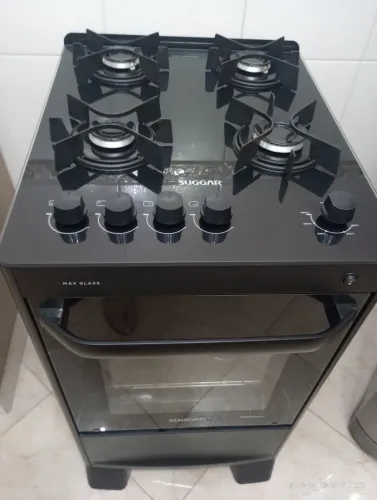 Vendo figao com 6 mese de uso pq irei mudar para um apartamento que tem Cooktop pronta en