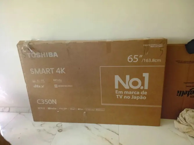 Televisão Toshiba smart 4k 65 polegadas /163.8cm