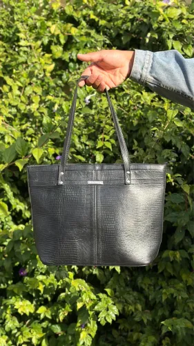 Bolsa de couro Le Postiché Grande