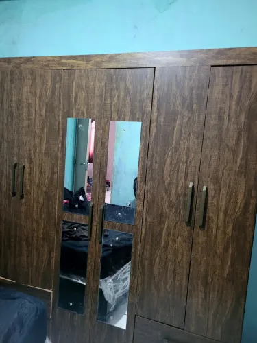 Guarda roupa casal de espelho