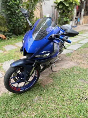 Yamaha R3 2023