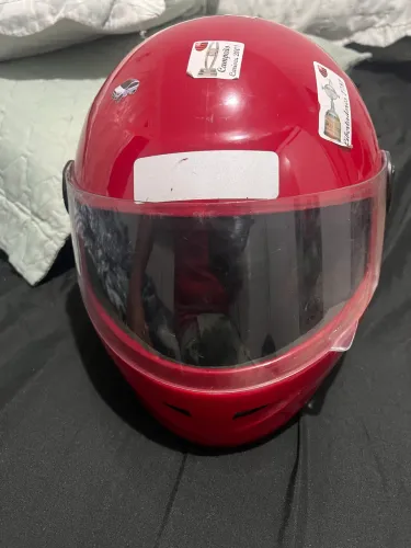 Capacete adulto e infantil