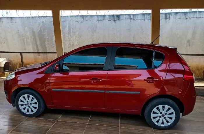 Fiat Palio Attractive 1.0 EVO Fire Flex 8V 5P 2014