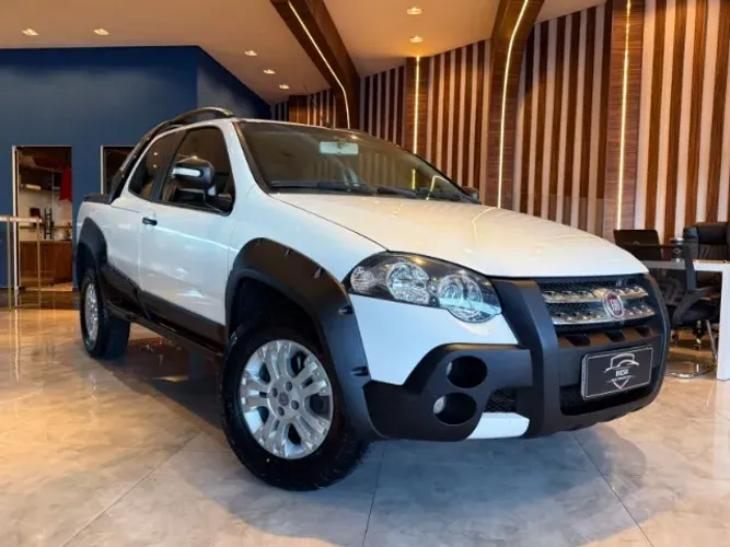 Fiat Strada Adventure1.8/ 1.8 Locker Flex CD 2012