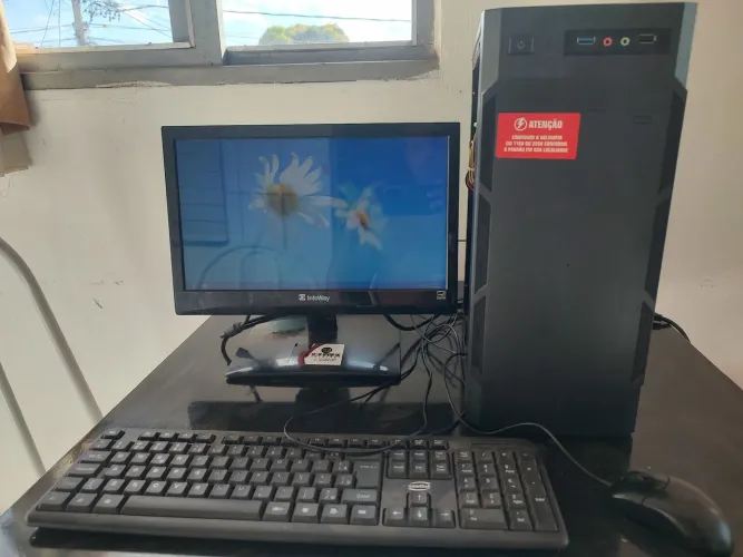 PC semi gamer 4GB I3