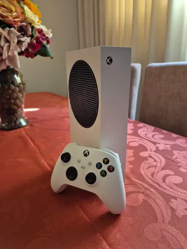 Microsoft Xbox Series S 512gb Standard Cor Branco (Usado)
