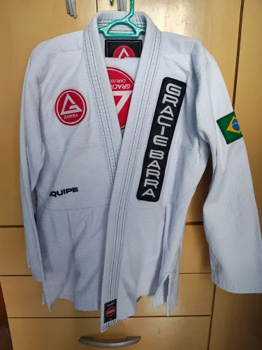 Kimono Gracie Barra A1 Barra da Tijuca novo