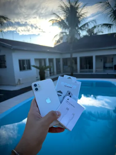 iPhone 128gb branco completo (oportunidade)