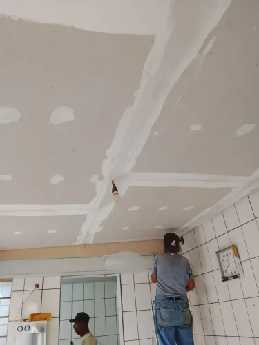 RJ forros PVC e gesso acartonado