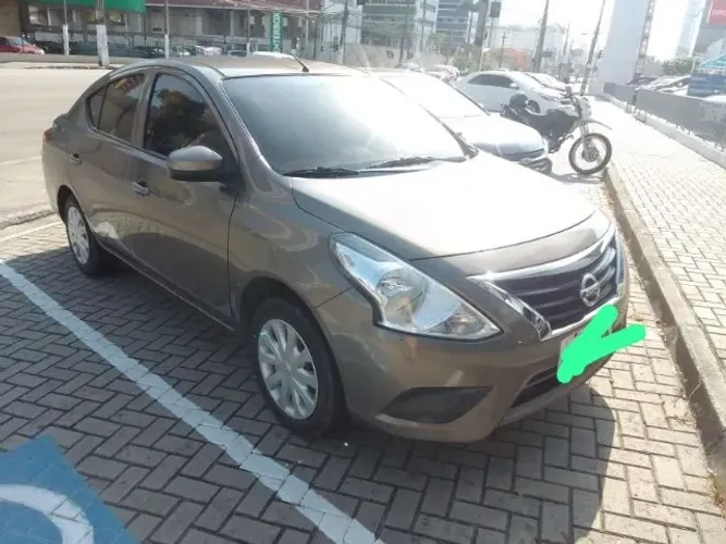 Nissan Versa 1.0 12V Flexstart 4P Mec. 2020