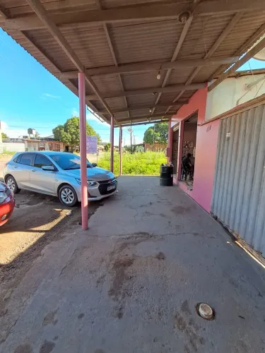 Casa com Ponto Comercial no Açaí
