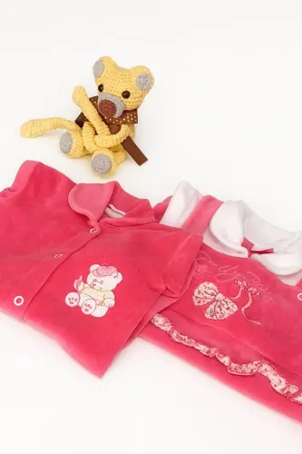 Kit Bebê Plush Rosa Inverno Tamanho P (0 a 3 Meses) - 2 Macacões