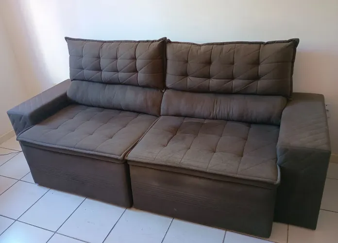 Sofá 4 L retrátil reclinável