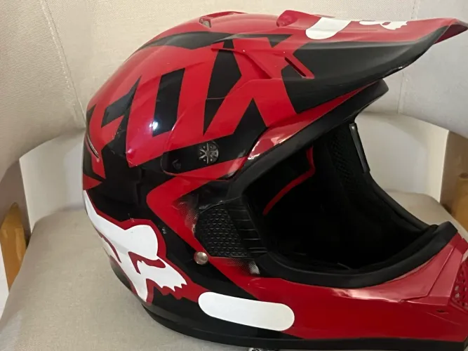 Capacete Fox