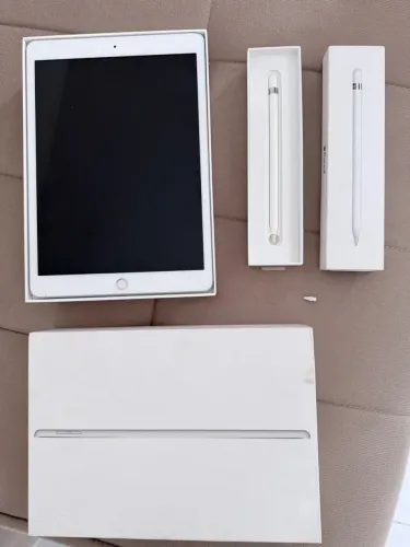 iPad 8 com Apple Pencil