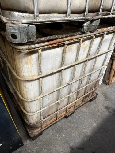 Reservatório bomboba Ibc 1000 litros com grade