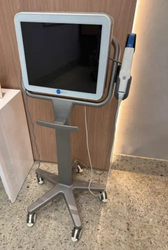 Scanner intraoral iTero Element completo com carrinho móvel (usado)