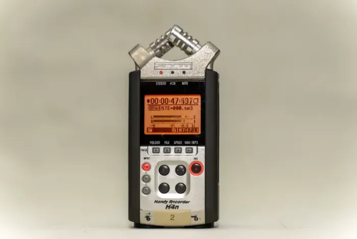 GRAVADOR ZOOM H4n (PRATA) USADO