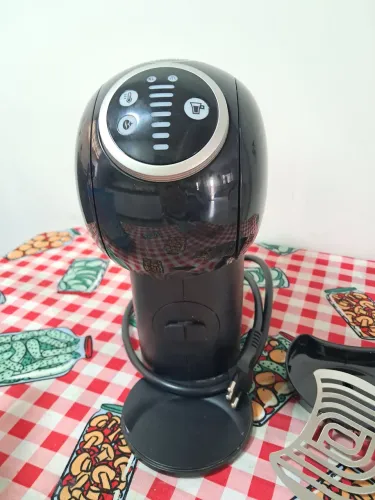 Cafeteira Dolce Gusto Plus