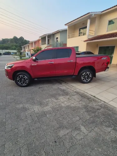 Toyota Hilux CD SRX 4X4 2.8 TDI 16V Diesel Aut. 2025
