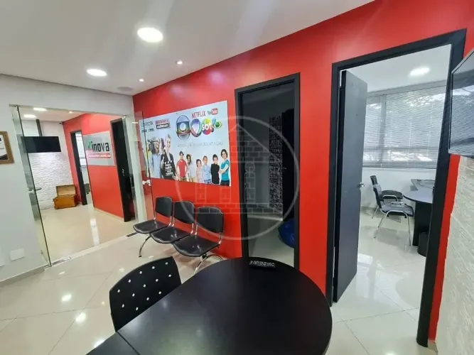 Excelente sala à venda em Santo Amaro