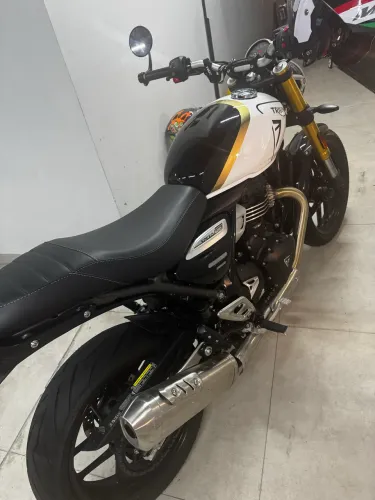 Triumph Speed 400
