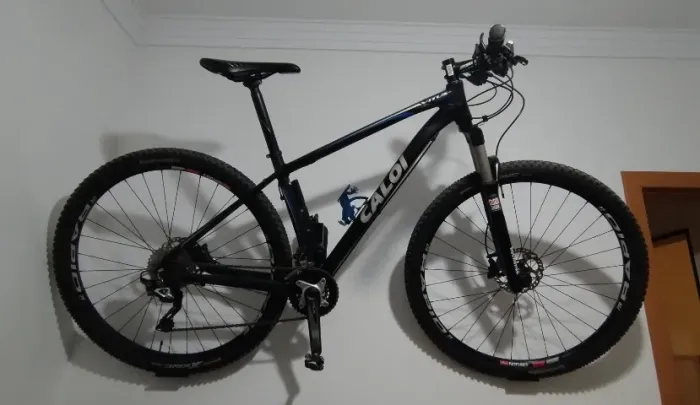 Bicicleta Caloi Vitus TAM 17 Grupo Shimano SLX, com nota fiscal