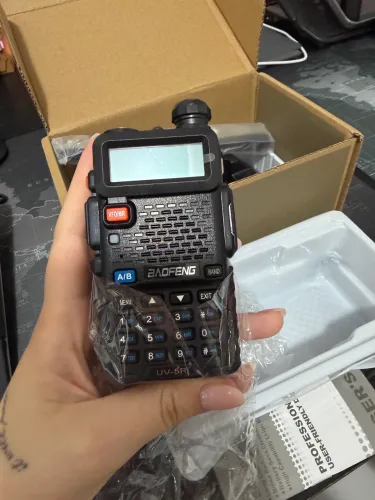  Rádio Comunicador Ht Dual Band Uhf Vhf Uv-5r Fm Fone Ptt  NOVO, NUNCA USADO