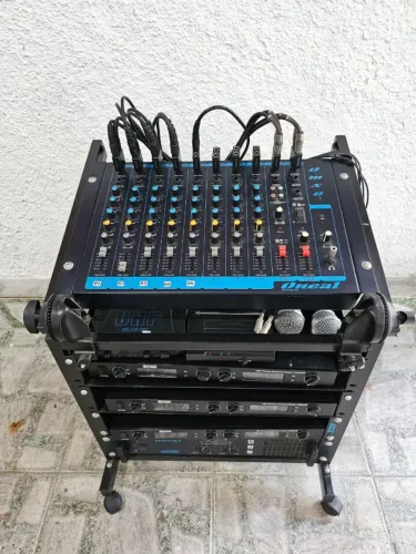 Mesa de som oneal 8 canais