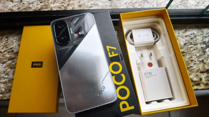 POCO F7 Silver 12gb 512gb novíssimo. perfeito. Preciso vender.