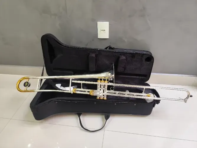 Trombone de Pisto Longo Tokai TP-300PG Sib - Prata c/ Dourado - Novo ( de mostruário )