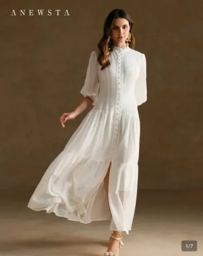 Vestido branco elegante 