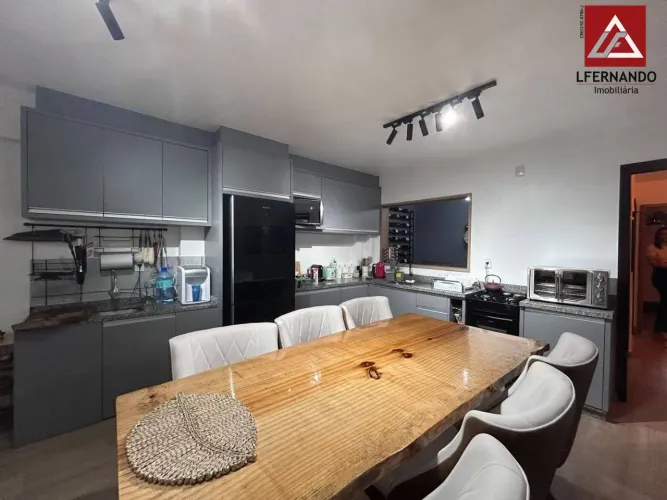 Casa com 2 dormitórios à venda, 138 m² por R$ 795.000 - Água Verde - Blumenau/SC