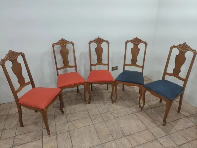 Vende-se conjunto de cadeiras