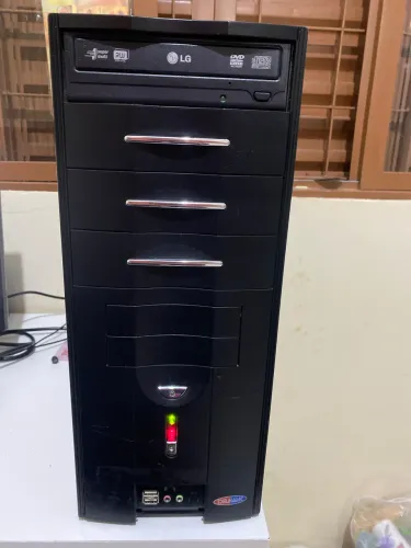 PC Dual Core 2 4gb RAM  160 gb