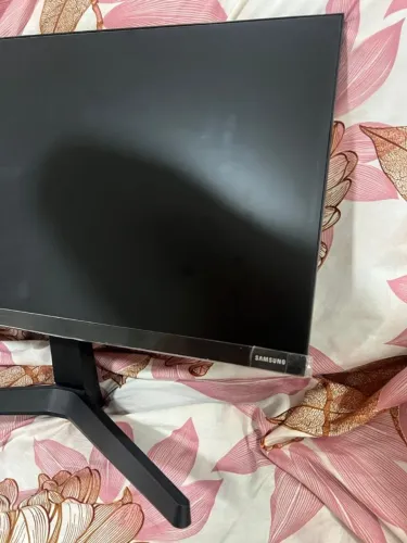 Monitor Gamer Samsung 24PL semi novo