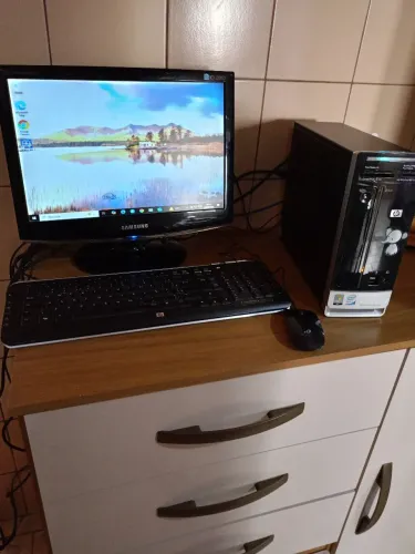 Vendendo um PC HP antigo completo sem wi-fi ligado direto na internet via cabo