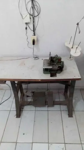 maquina de costura overlok